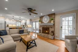 3141 Lamar Dr - Image 3