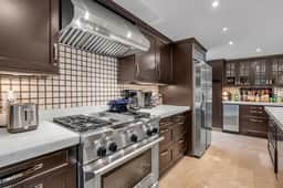 720 W Short St - Image 3