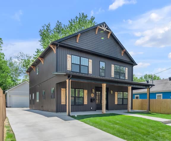 340 Lincoln Ave - Image 3